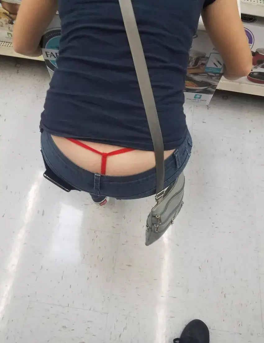 NicoleUnleashed Brentwood NicoleUnleashed