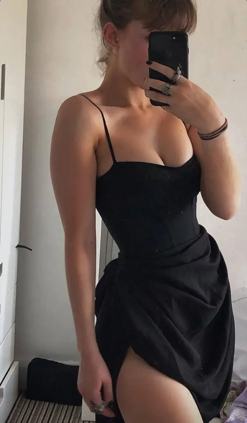RosabelenAfterDark